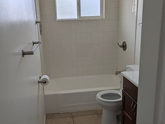 4th image of 8641 Garfield St