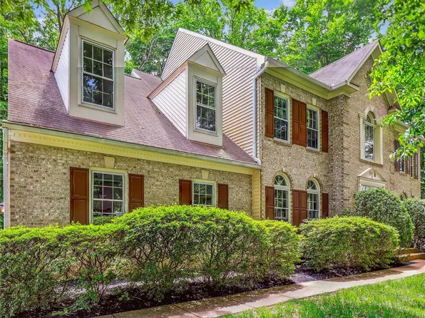 9131 Silver Pointe Way, Fairfax Station, VA 22039