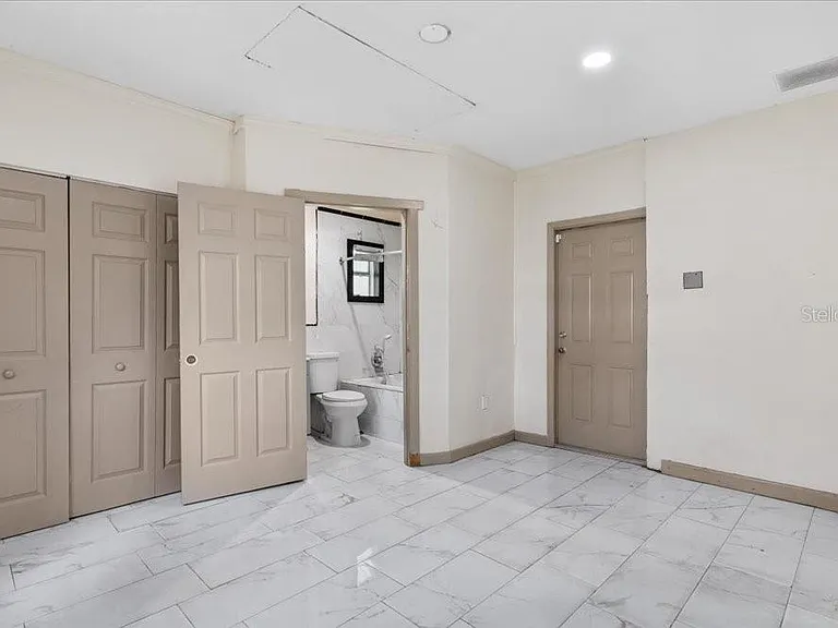 517 Oak St — Photo 19