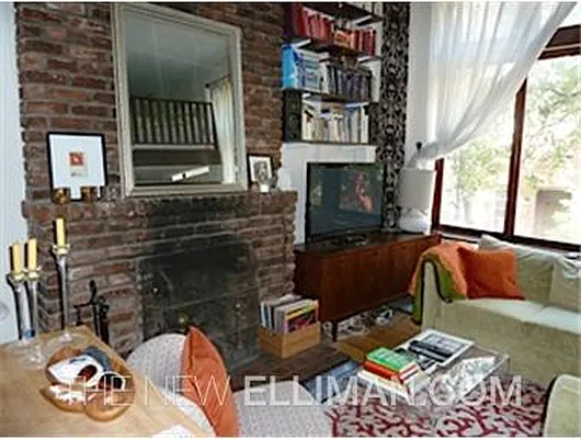 Rented by Douglas Elliman | media 18