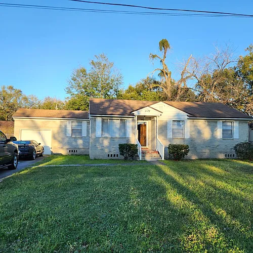 7927 Reid Ave Photo 1