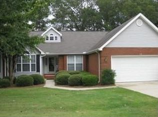 110 Orchard Park Dr, Greenwood, SC 29649