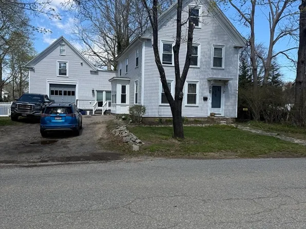 11 Center St, Kingston, MA 02364