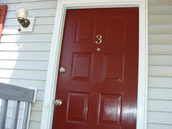 1124 Homestead Garden Ct APT 3, Forest, VA 24551