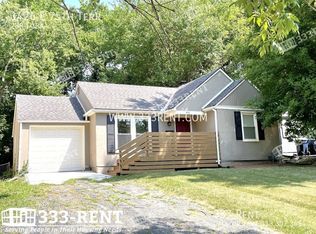 1426 E 75th Ter, Kansas City, MO 64131
