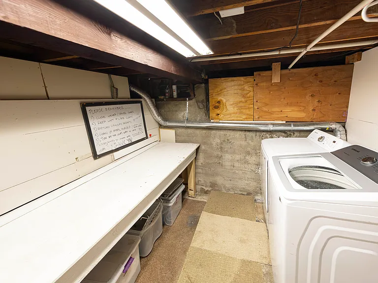 206 S Center St #B — Photo 5