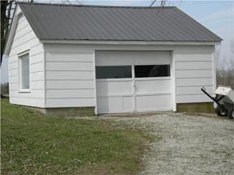 DETACHED GARAGE