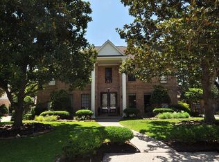 5814 Laurel Caverns Dr, Kingwood, TX 77345