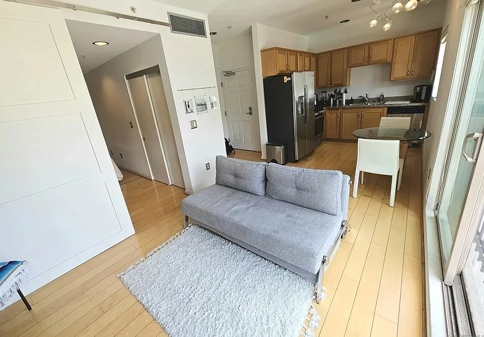 1 bed, 600 sqft, $2,800 — Photo 3