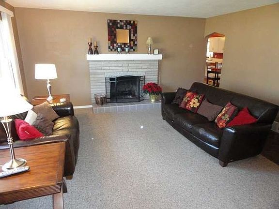 2nd image of 4012 N Tomar Ave
