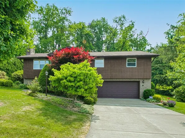 17 Christine Ln, Charleroi, PA 15022