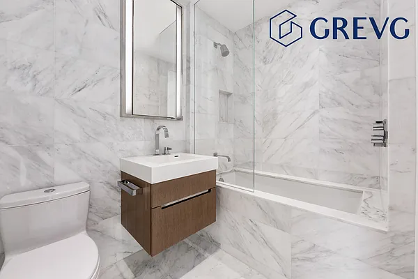 Rented by Global Real Estate Ventures Group LLC | media 11