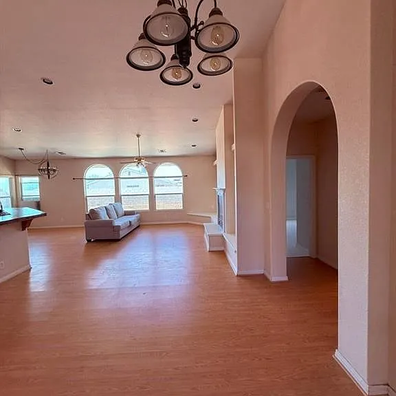 9425 Evelyn Ave — Photo 13