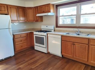 710 Green Bay Rd, Highwood, IL 60040