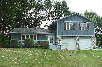1st image of 9015 W 142nd Pl