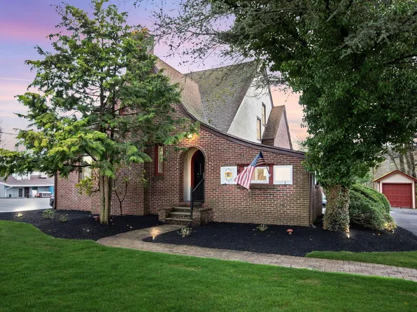 153 Stirling Rd, Watchung, NJ 07069