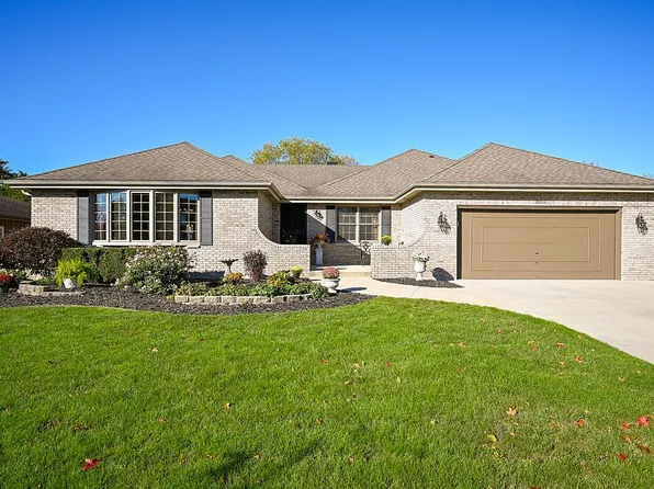 860 Middleton Ln, Bartlett, IL 60103
