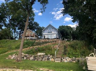 N1045 Vinnie Ha Ha Rd, Fort Atkinson, WI 53538