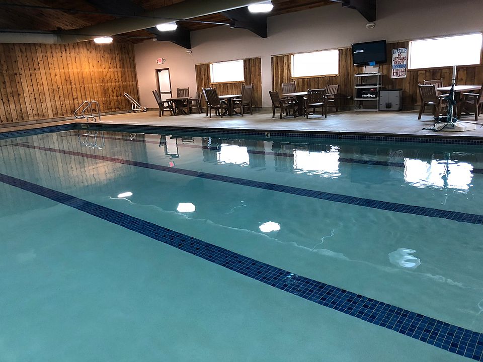Swimming Pool in Clubhouse