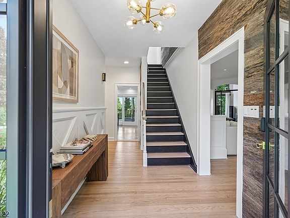 5th image of 59 Buxton Rd