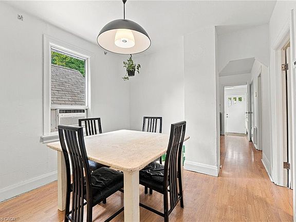 5th image of 268 Troy St
