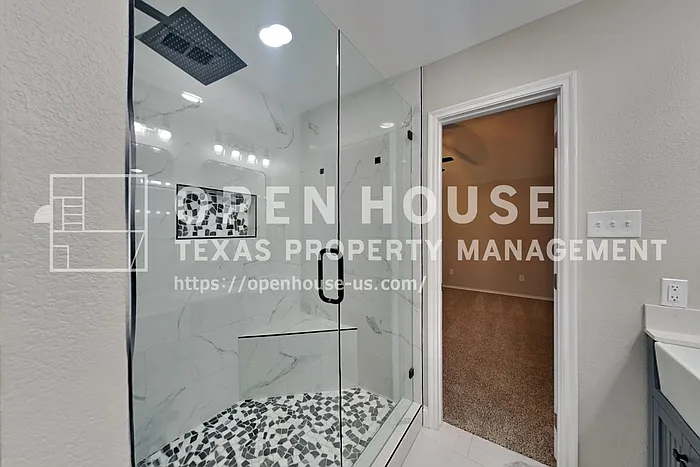 2901 Frontier Ln — Photo 11