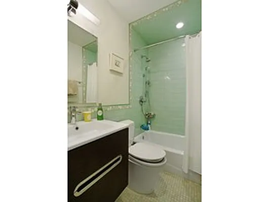 Sold by Corcoran | media 2