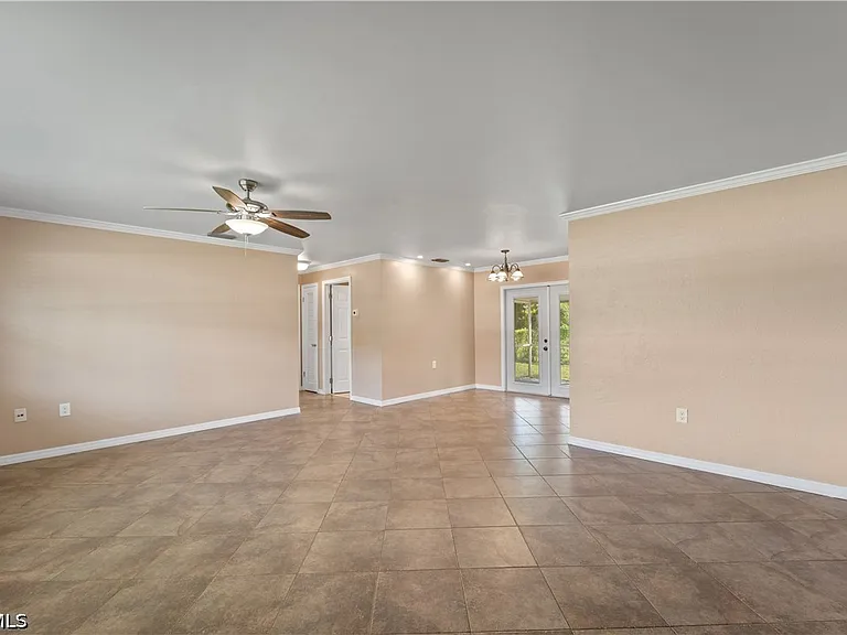 1290 Barrett Rd — Photo 5