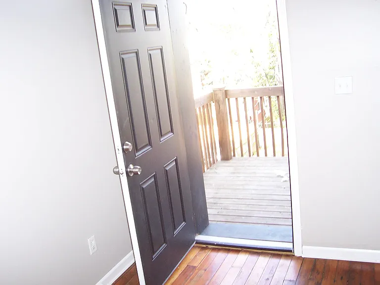 2235 Indiana Ave #2 — Photo 9