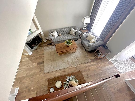 4th image of 321 Milford Ct