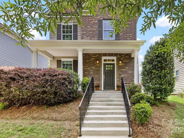 2638 Double Oaks Rd, Charlotte, NC 28206