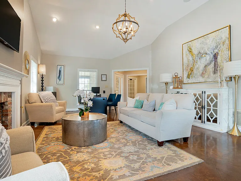 Crosswinds Apartments — Photo 4