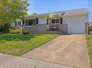 2478 Stribling Ln, Norfolk, VA 23518