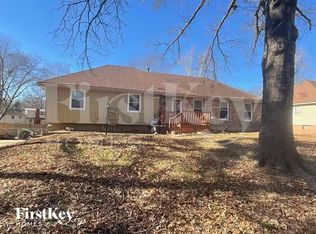 12904 Palmer Ave, Grandview, MO 64030