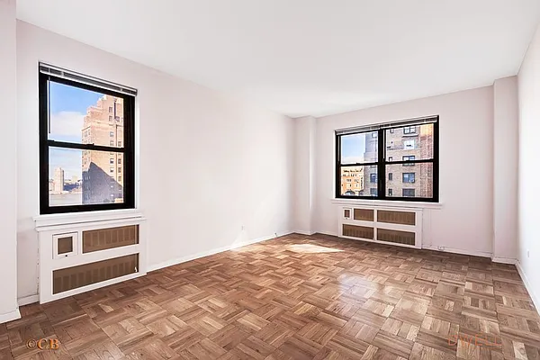 Sold by Dwell Residential Inc | media 6