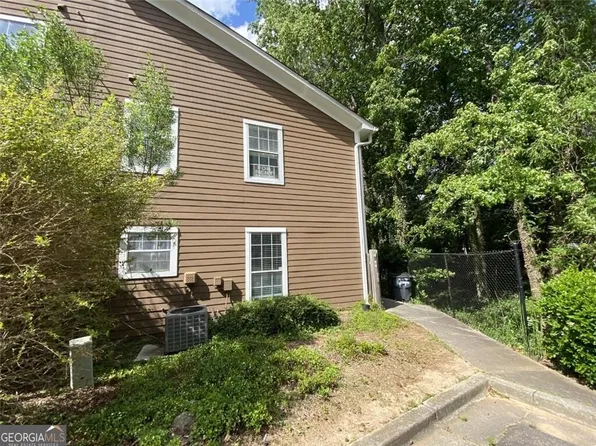 1017 Rock Creek Ln, Norcross, GA 30093