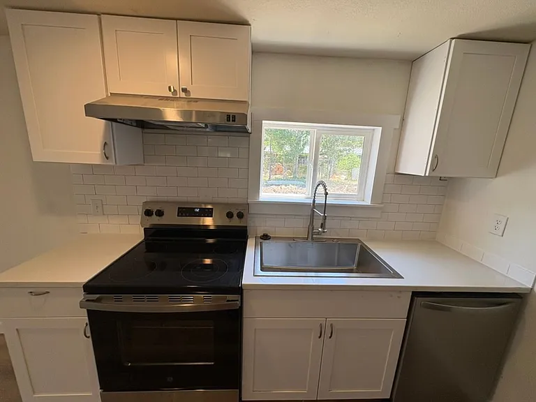 52563 Doe Ln — Photo 12