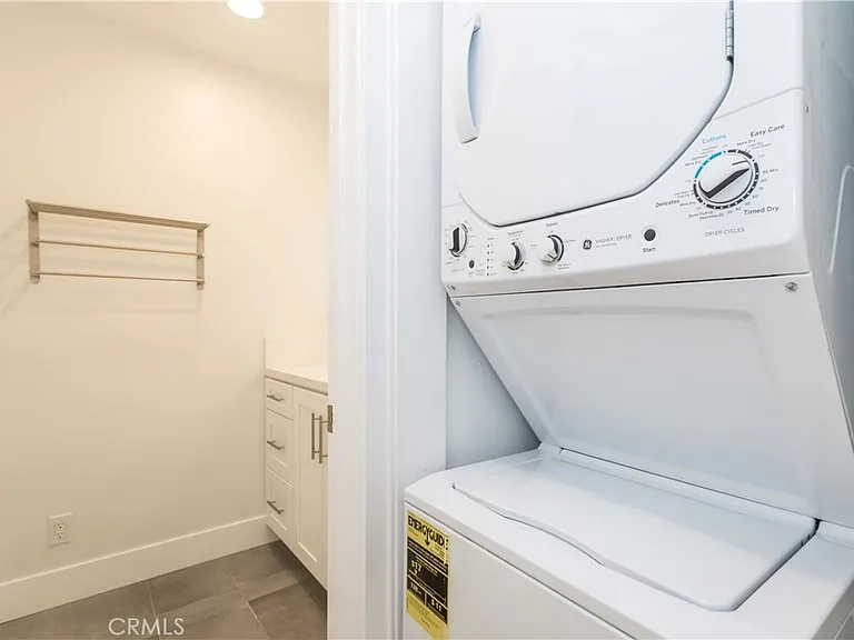 941 W Carson St #226 — Photo 16