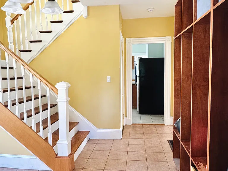 123 Beach St — Photo 13