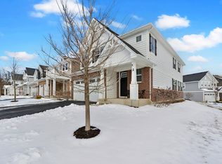 2 Potter Ct, Hawthorn Woods, IL 60047