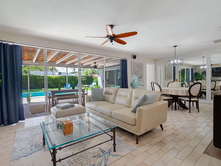 4370 Flax Ct — Photo 7