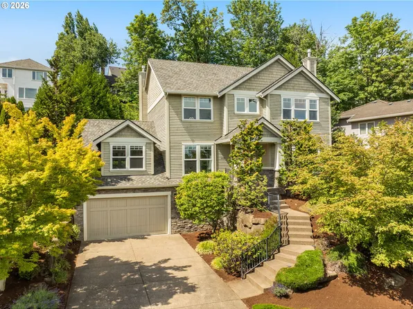 9325 NW Hopedale Ct, Portland, OR 97229