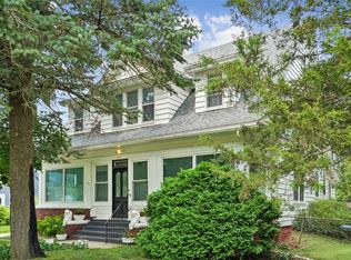 3719 Cottage Grove Ave, Des Moines, IA 50311