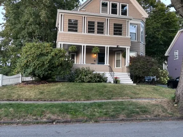 19 Andrew Rd #1, Swampscott, MA 01907