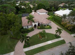 6735 Stonegate Dr, Naples, FL 34109