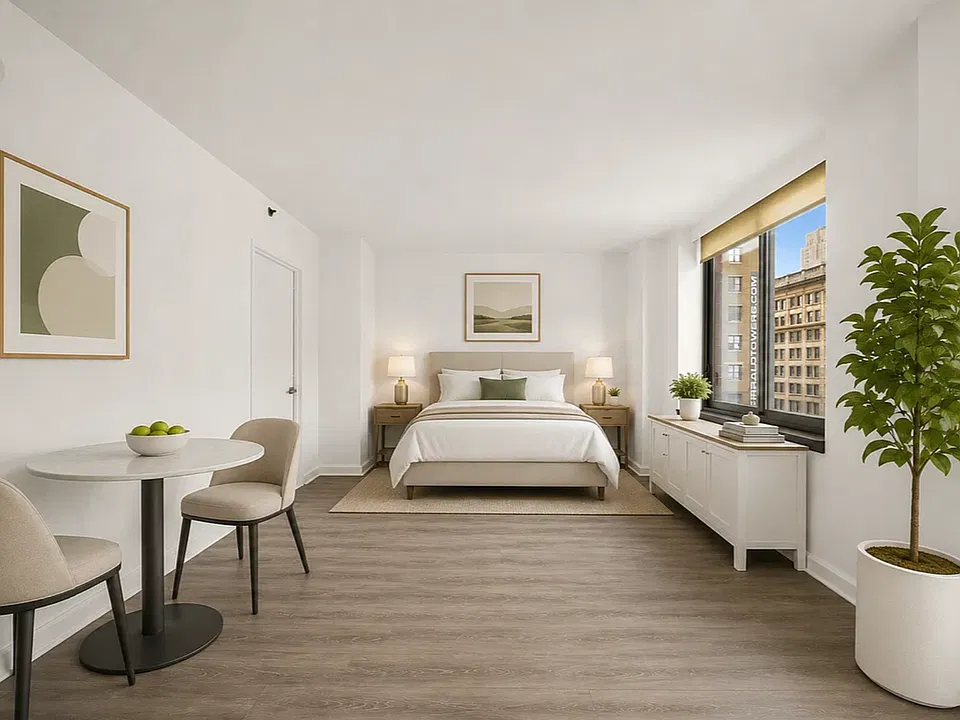 35 W 33rd St #26B