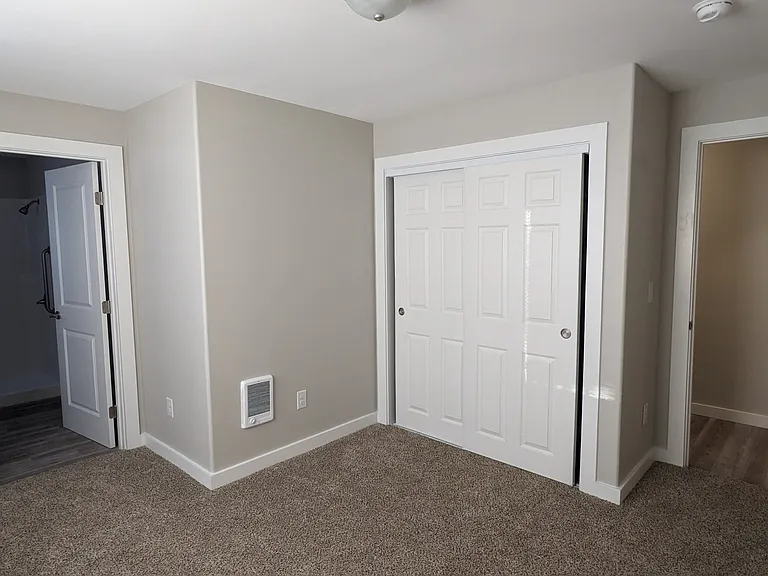 3963 Hayesville Dr NE — Photo 11