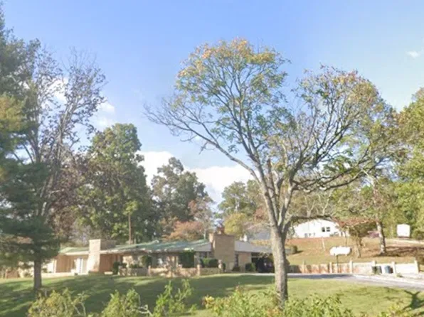 9063 Blue Ridge Dr, Blue Ridge, GA 30513