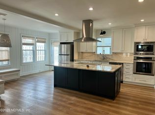 201 Hopkins St, Neptune Beach, FL 32266