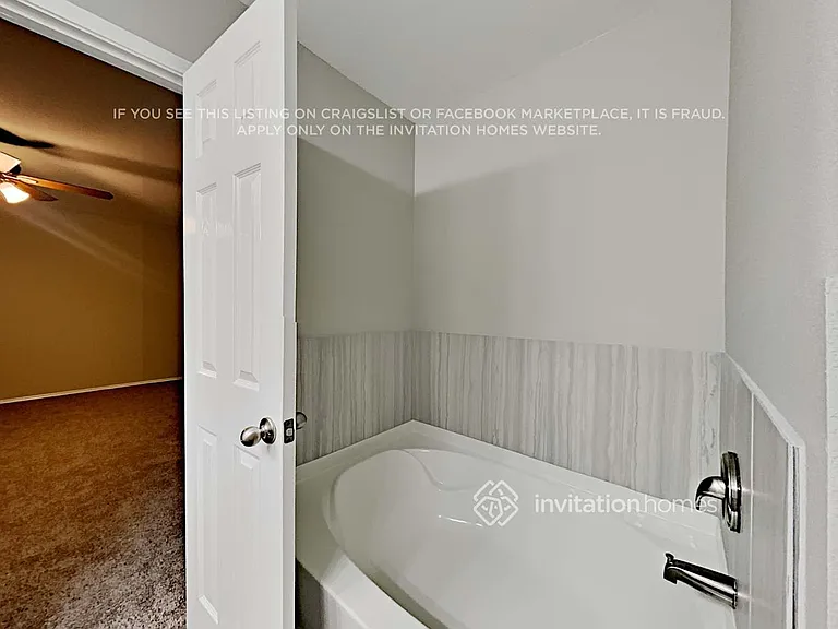44 Daisy Dr — Photo 12